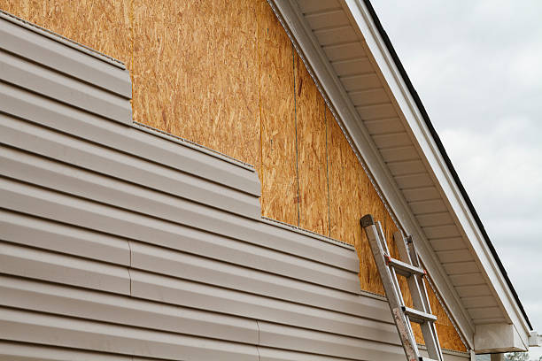 Professional Siding Contractor technician working in Collingswood, NJ